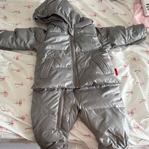 One Kid Gray Hooded Road Coat Puffer Snowsuit - 3-6 months